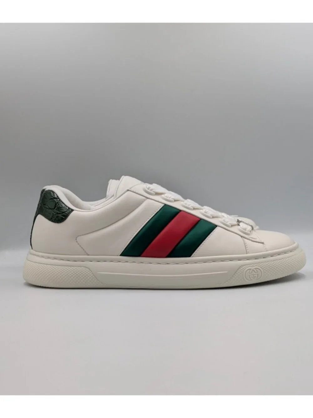 Gucci Men’s Ace Stripe Ultralight Plume Calfskin Low-top Sneakers White Green UK